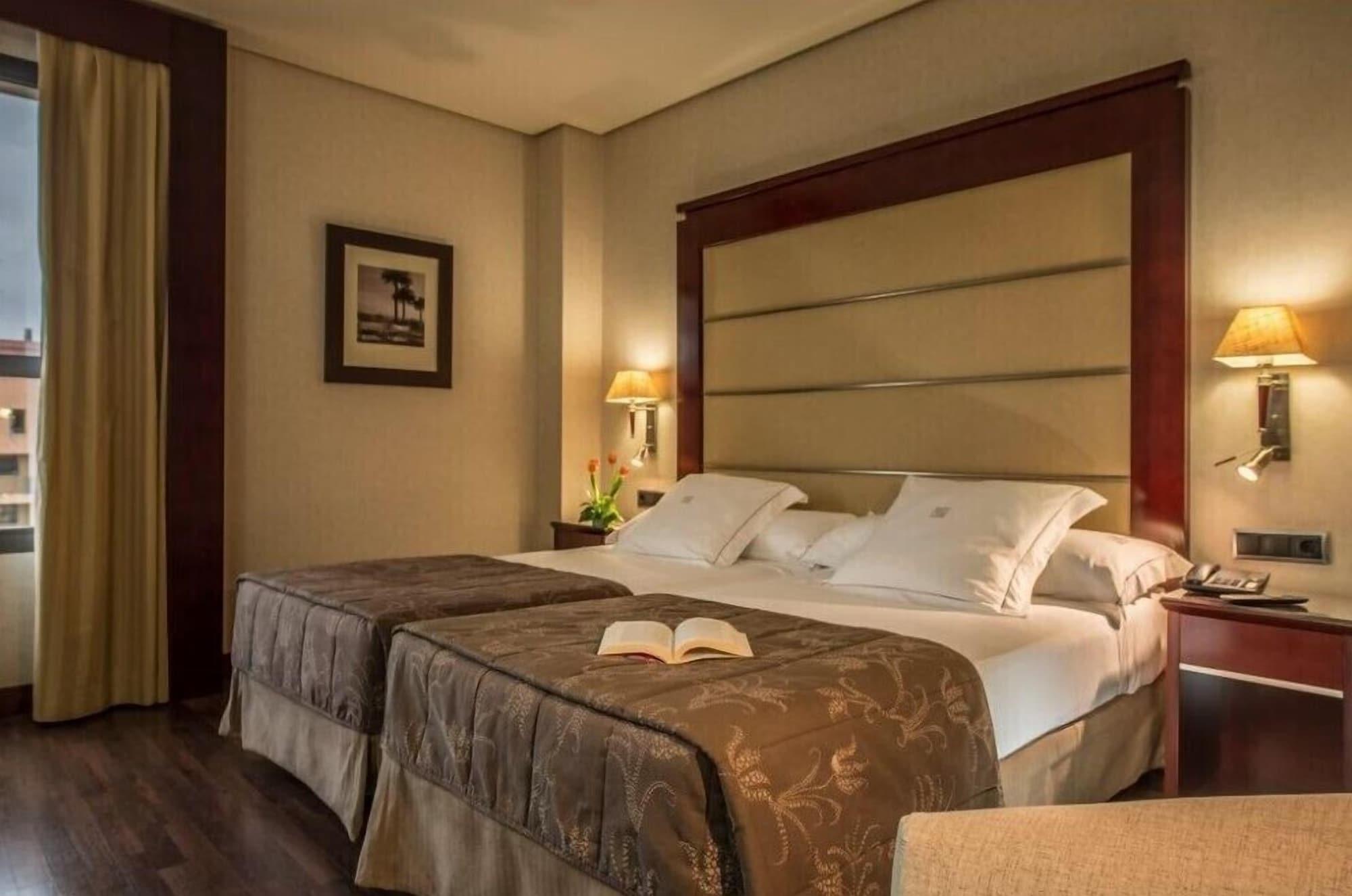 Hotel Valencia Center Luaran gambar